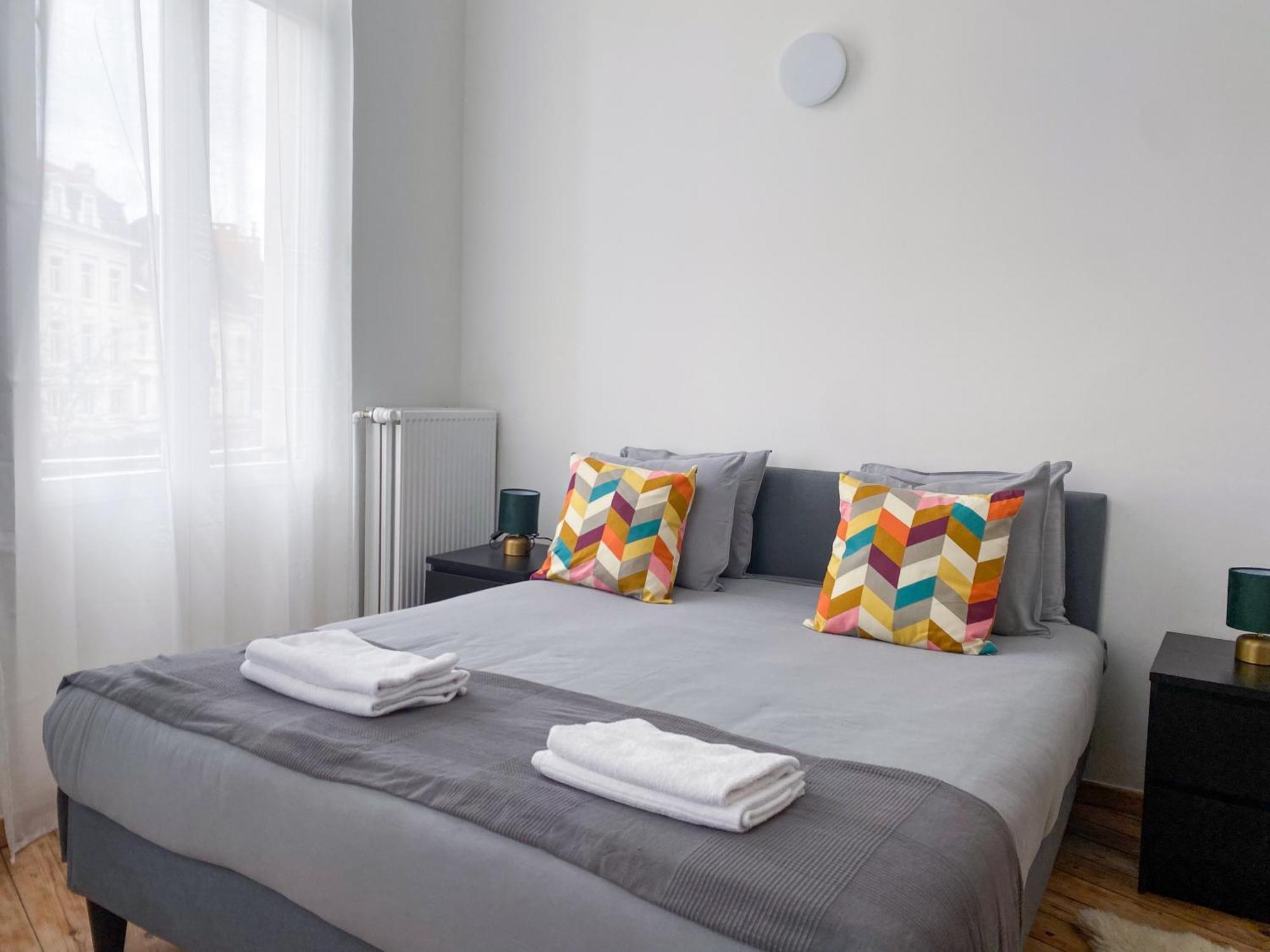 New Cozy Apartments In Porte De Hal Брюссель Экстерьер фото